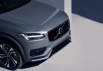 Grille with Glossy Black surround, Volvo XC90